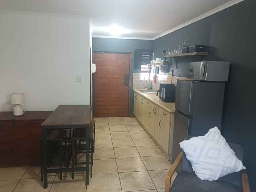 To Let 1 Bedroom Property for Rent in Ferreira Town Eastern Cape
